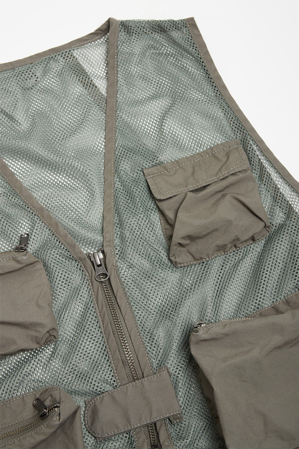 Gilet in rete con tasche