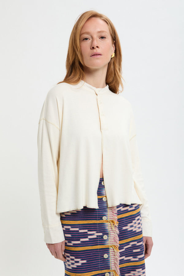 Blusa con colletto rotondo e bottoni