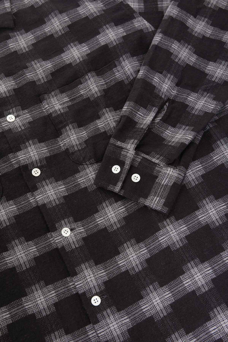 Camicia in Raso spazzolato con colletto aperto