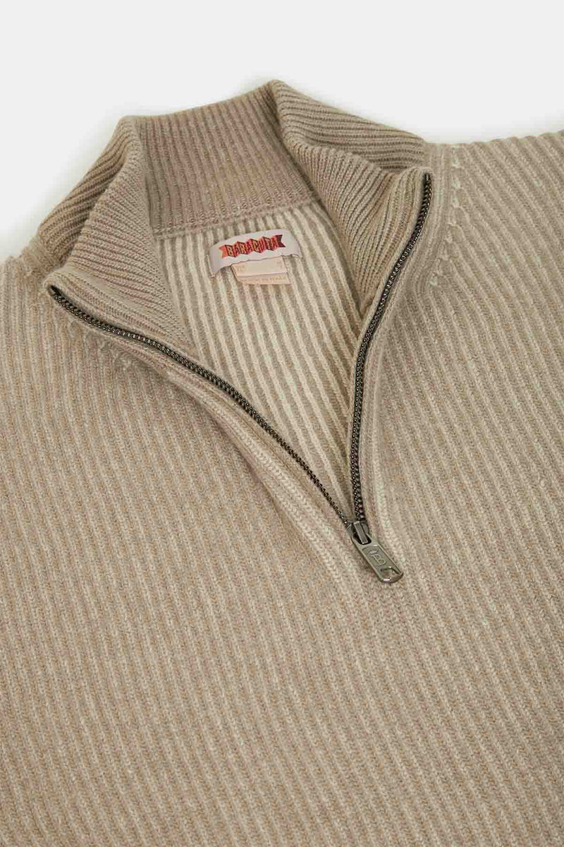 MAGLIONE CON ZIP CORTA E COLLO A LUPETTO