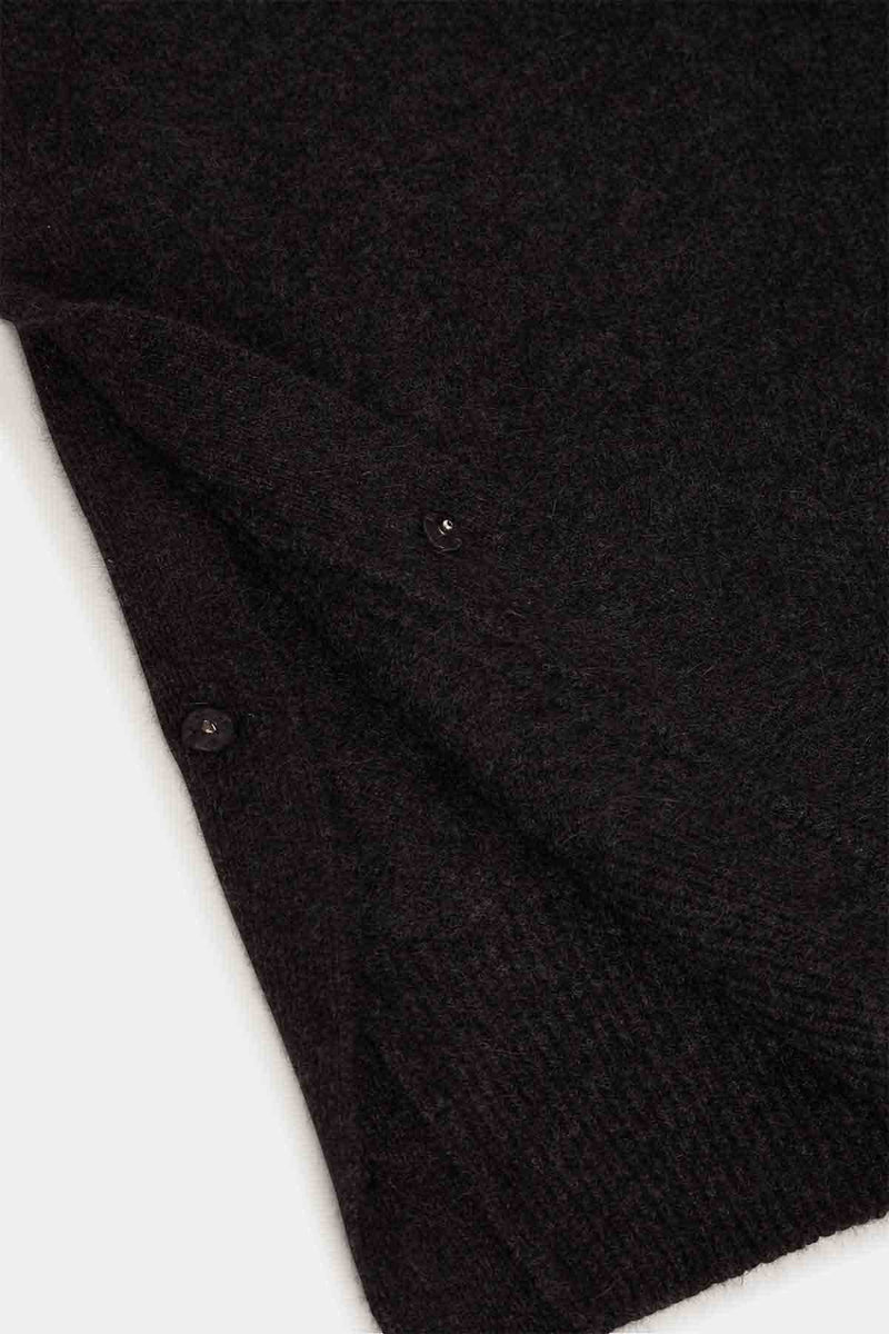 Maglione in lana Hamilton e procione con bottone laterale