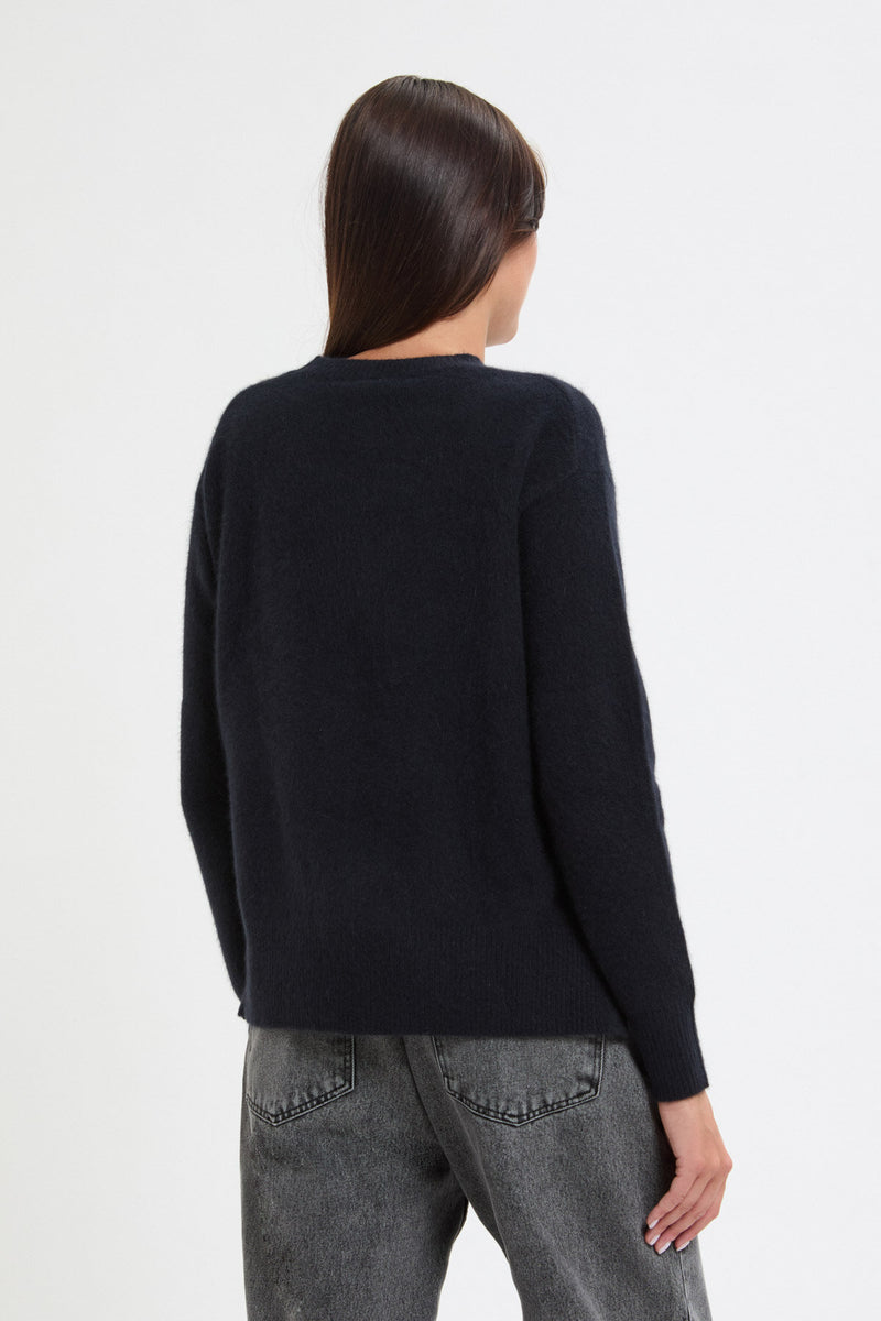 Maglione in lana Hamilton e procione con bottone laterale