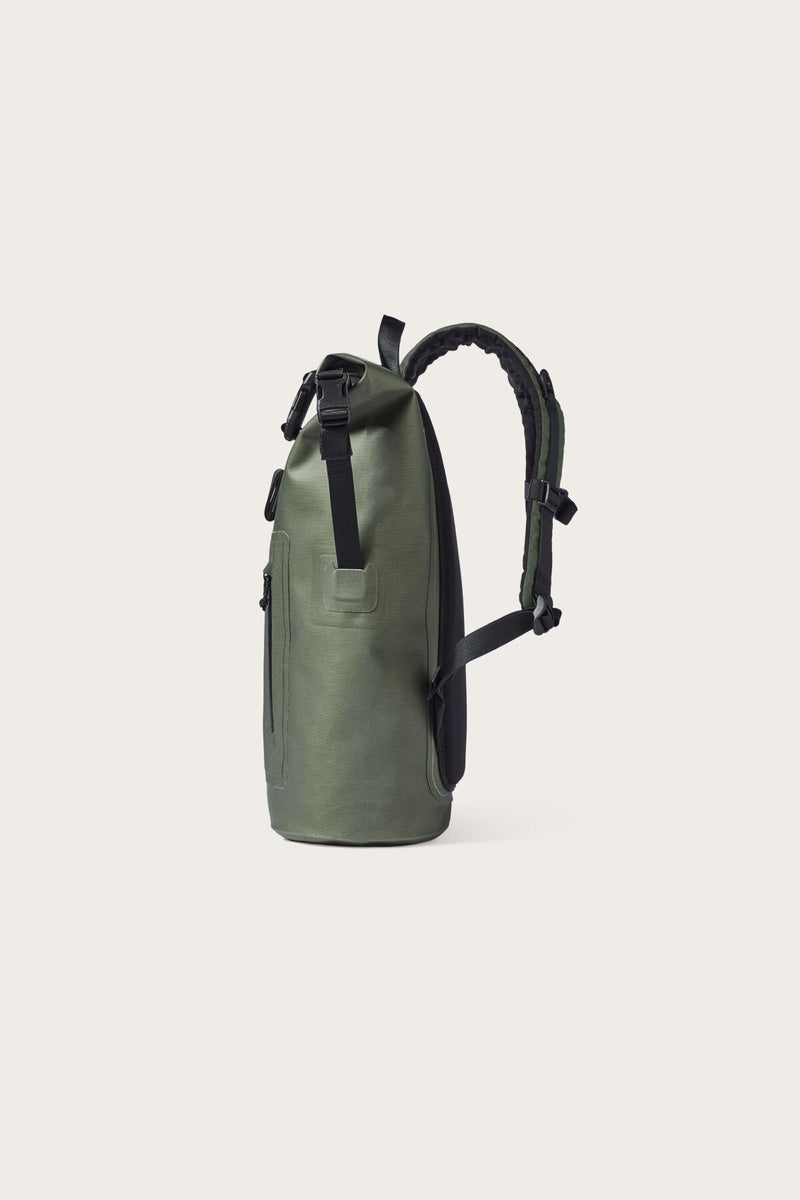 DRY BACKPACK