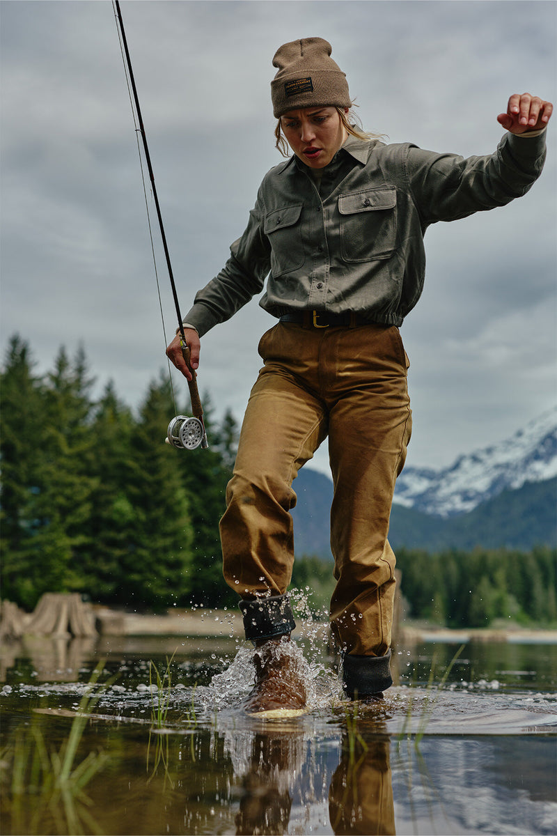 WOMEN’S GATHERED HEM SHIRT