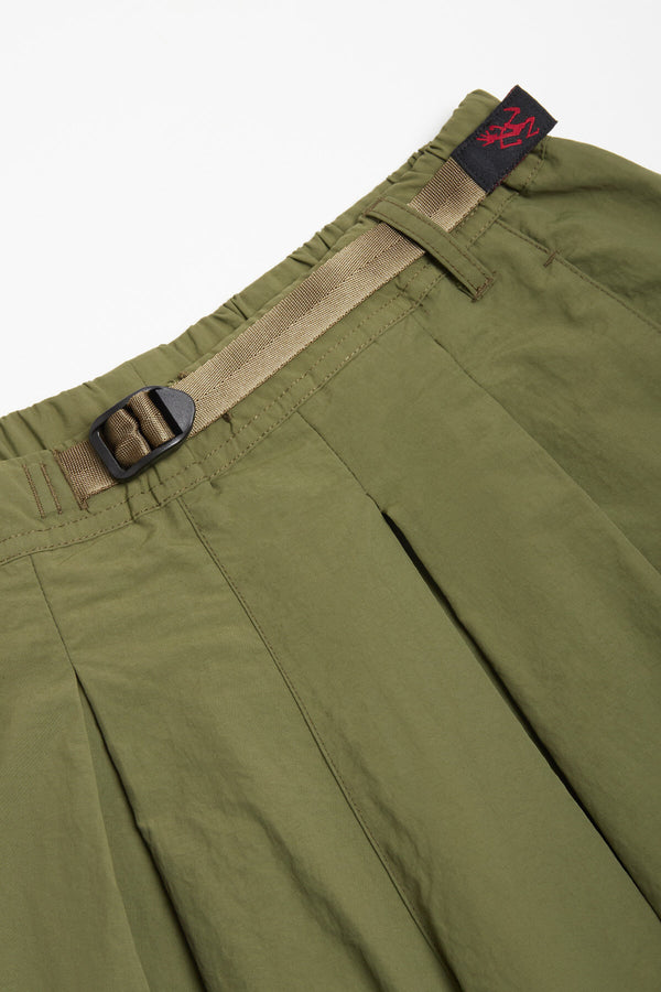 Pantaloni svasati in nylon