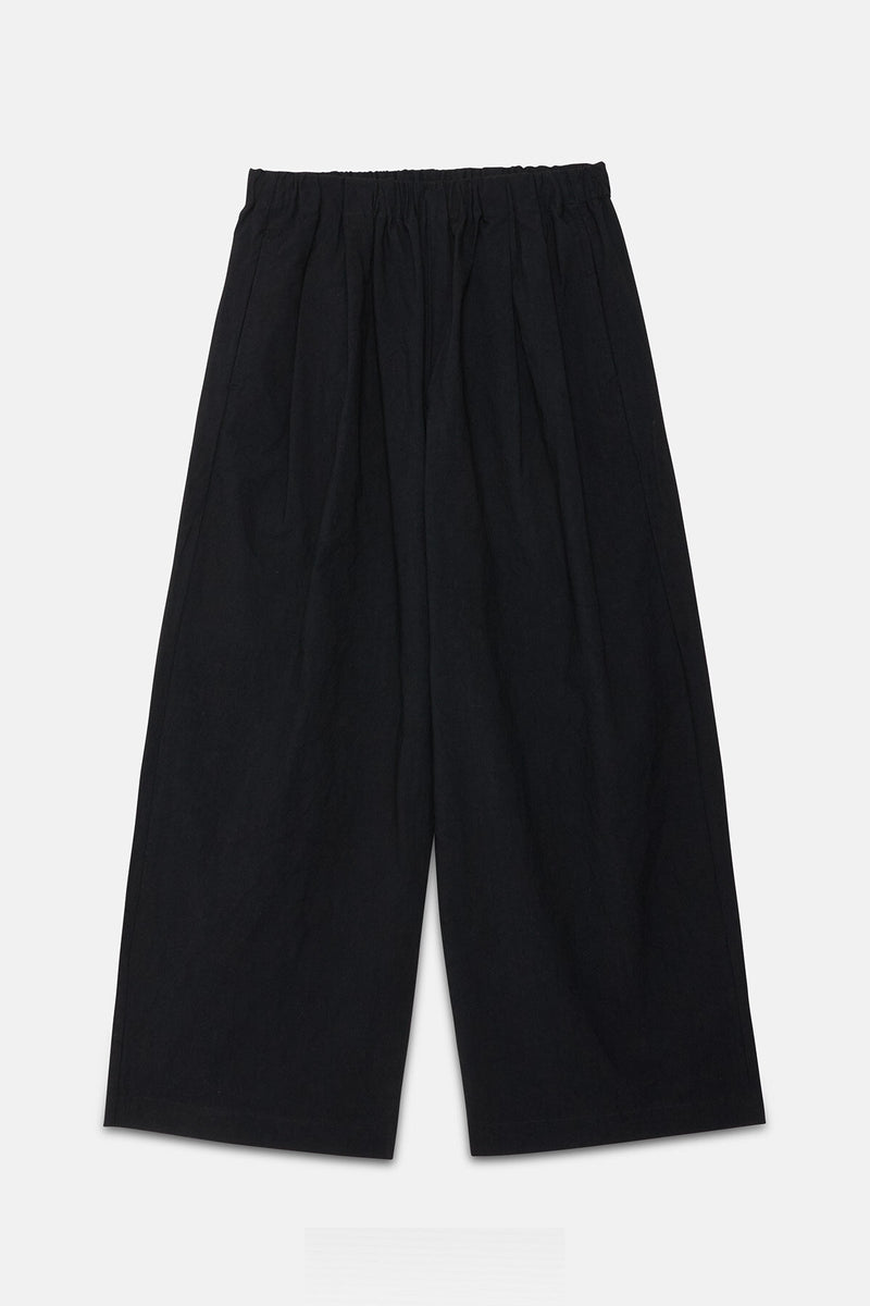 Pantaloni a due pieghe