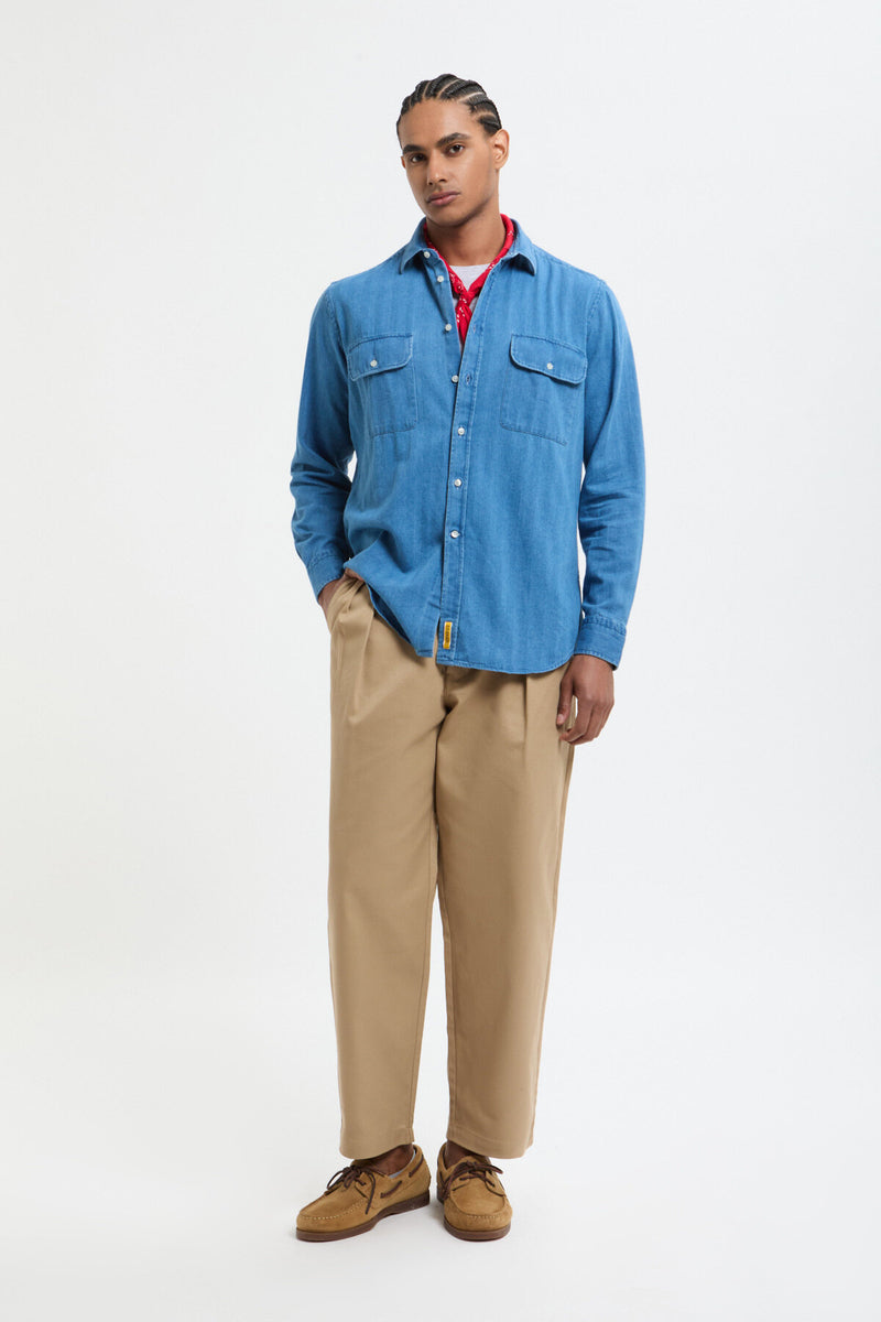 Pantaloni con vestibilità comoda