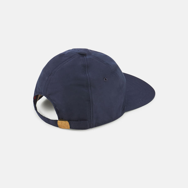 Baseball hat with logo
