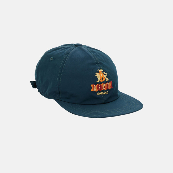 Baseball hat with logo