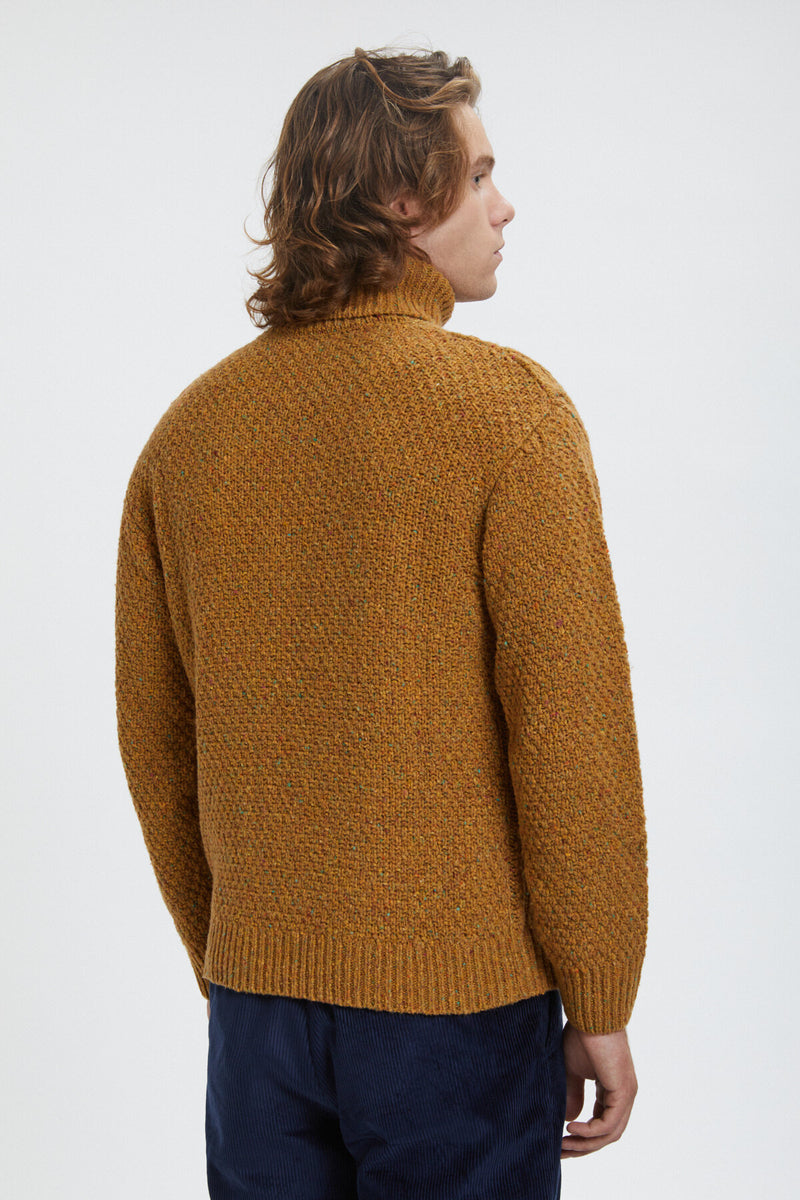 Maglione a collo alto Aran