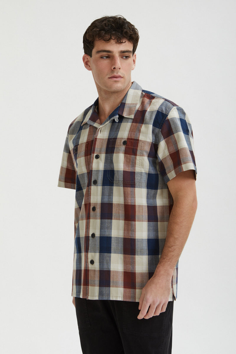 RUSTIC SHORT SLEEVE CAMP SHIRT