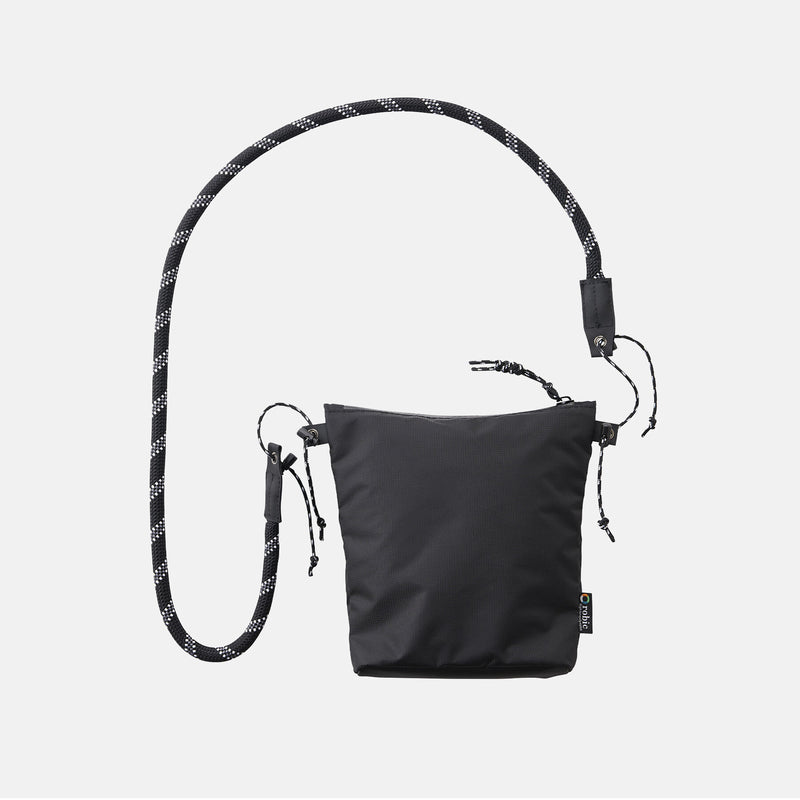 Shoulder bag in technical fabric